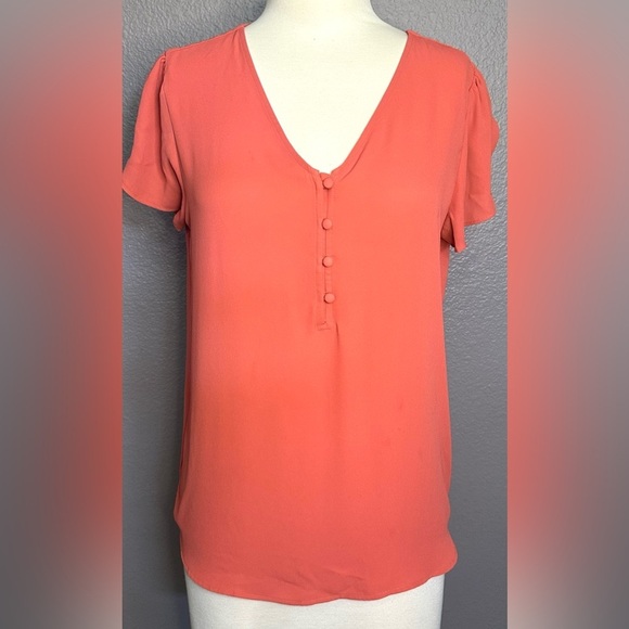 LOFT Women's Medium Coral/Orange Short Sleeve V-Neck Blouse Buttoned Relaxed - Picture 8 of 8